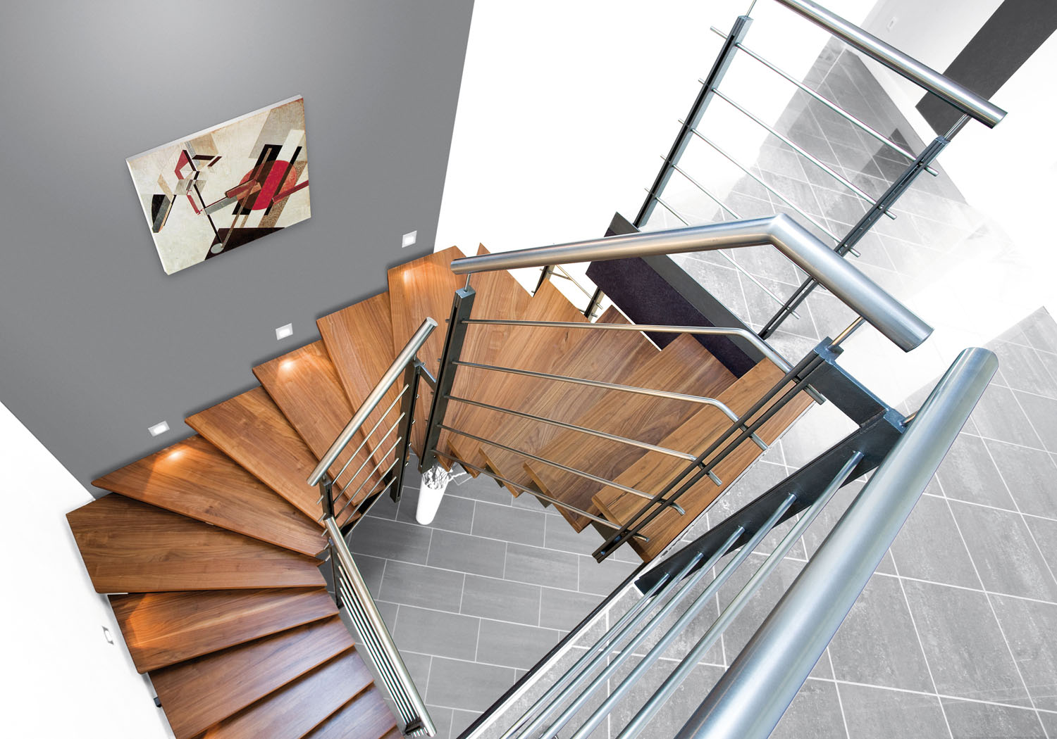Holz, Stahl oder kombiniert? Materialvielfalt bei Treppen