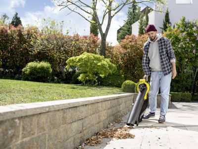 Kaercher_Cleaning ti~ves_application